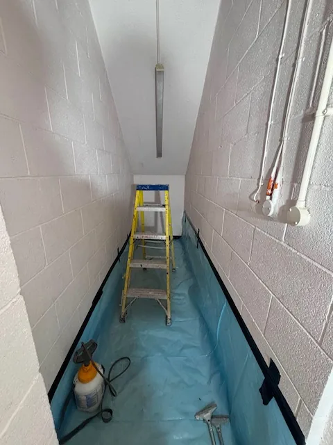 HSE-licensed asbestos gasket strip-out in SW7